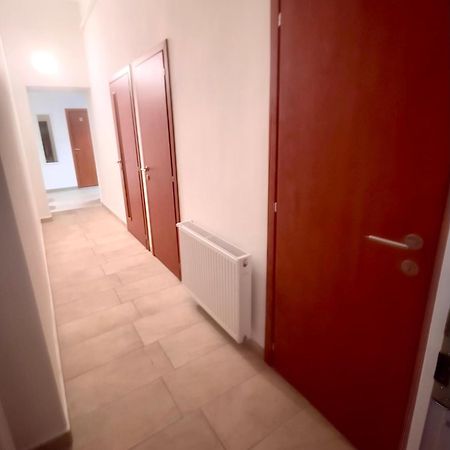 Vivien Apartment Budapest Luaran gambar