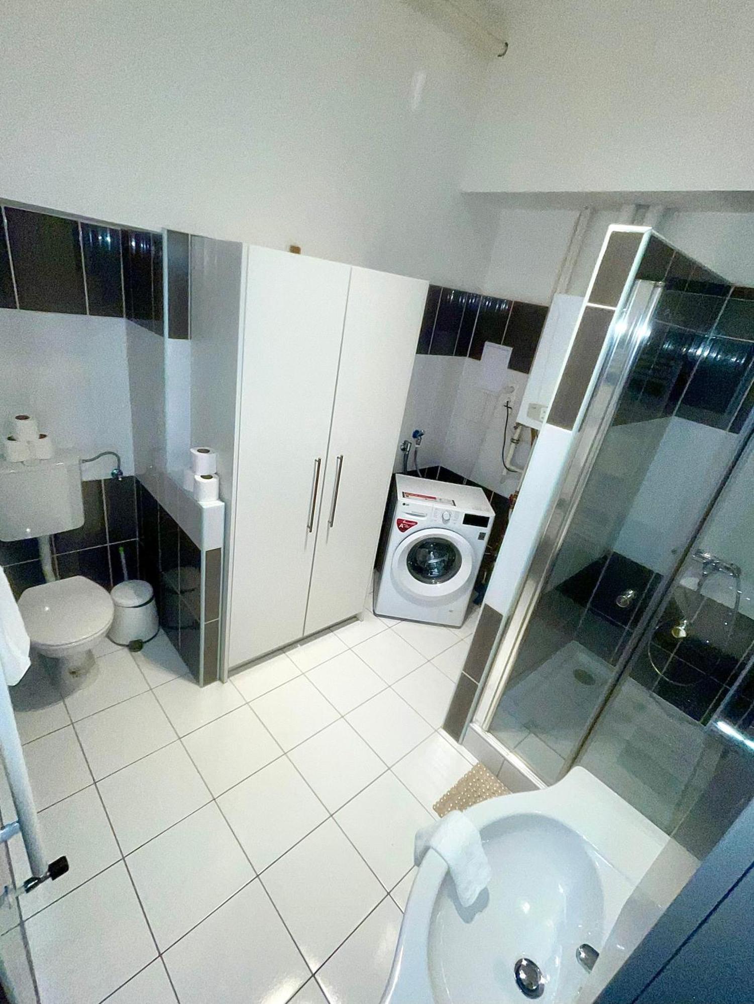 Vivien Apartment Budapest Luaran gambar