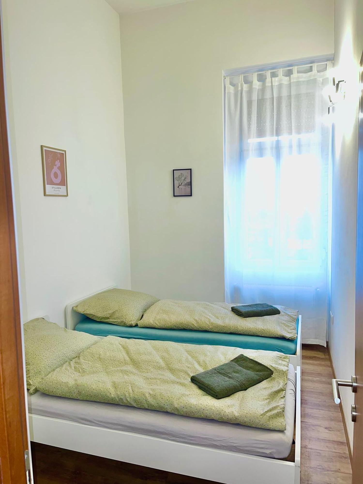 Vivien Apartment Budapest Luaran gambar